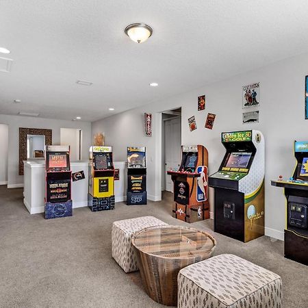 Spacious 8 Bdr Family Home With Arcades And Free Pool Heat Orlando Exteriér fotografie