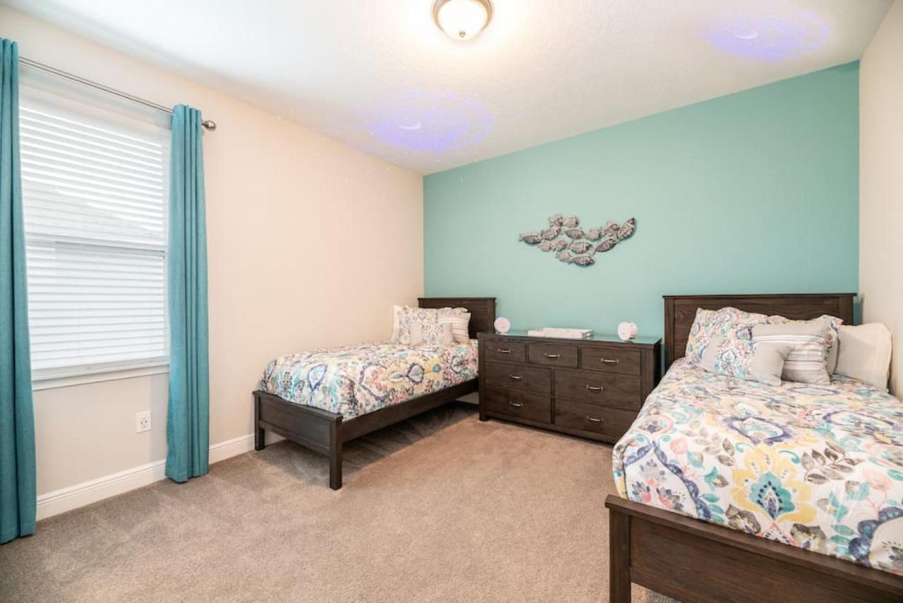 Spacious 8 Bdr Family Home With Arcades And Free Pool Heat Orlando Exteriér fotografie
