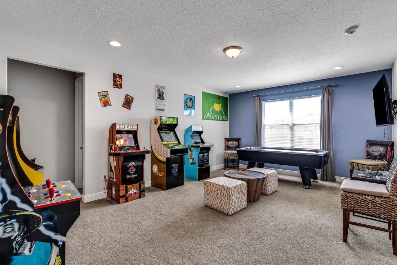 Spacious 8 Bdr Family Home With Arcades And Free Pool Heat Orlando Exteriér fotografie